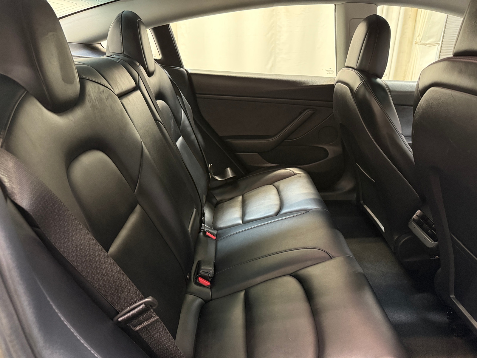 Thumbnail: 2022 Tesla Model 3 - 5