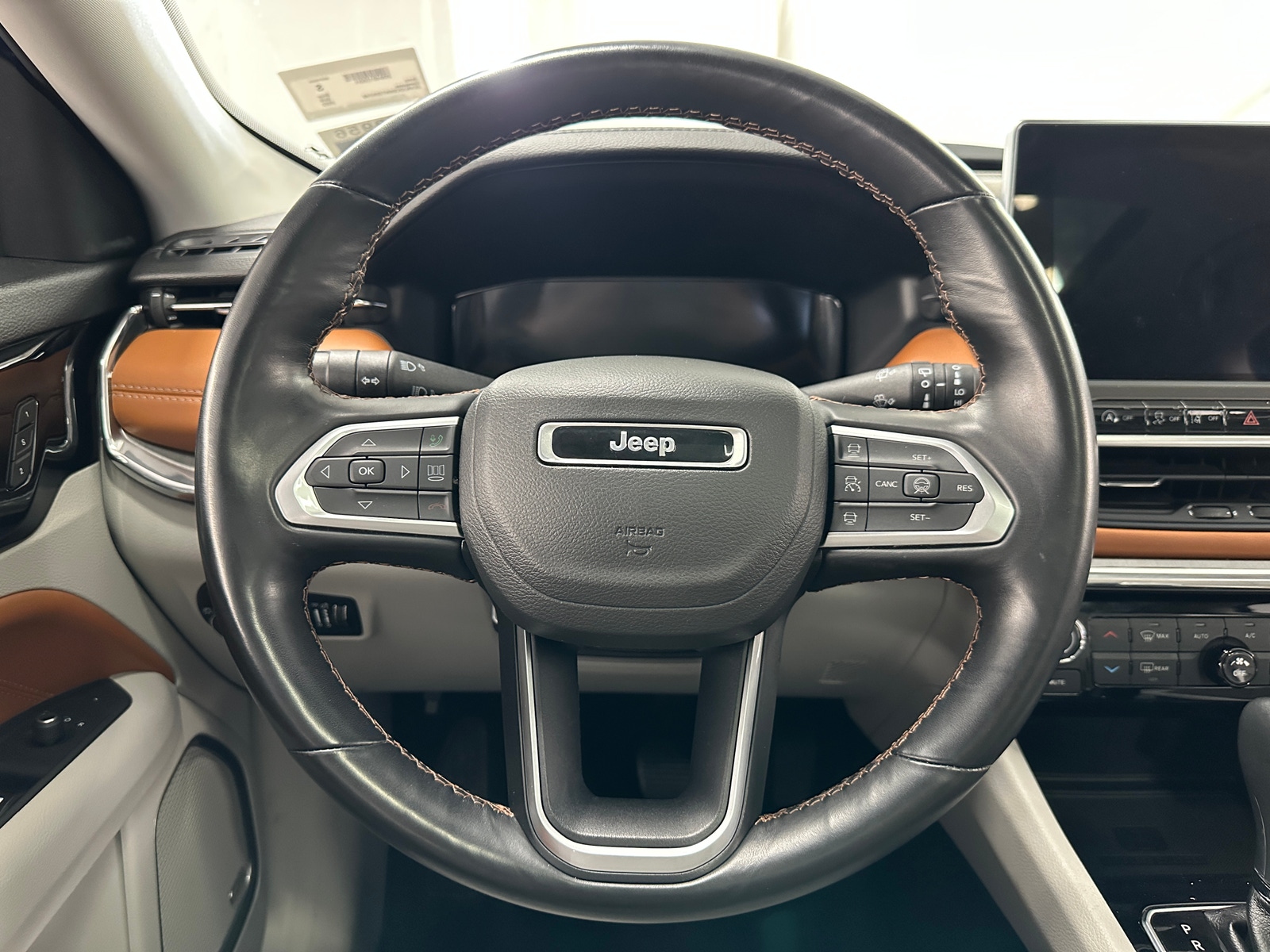 Thumbnail: 2022 Jeep Compass - 4