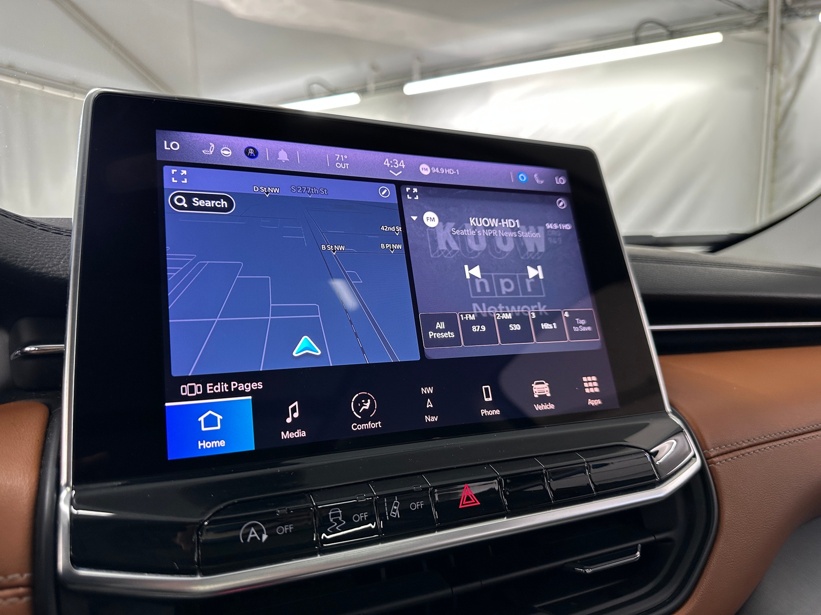 Thumbnail: 2022 Jeep Compass - 3