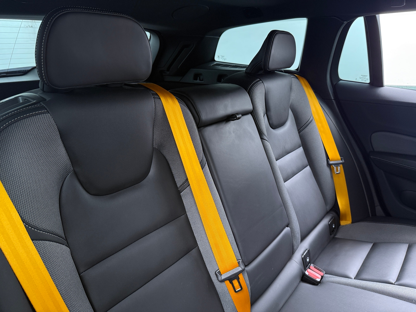 Thumbnail: 2024 Volvo V60 - 5