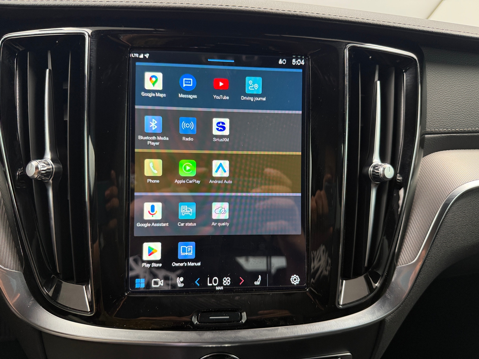 Thumbnail: 2024 Volvo V60 - 3