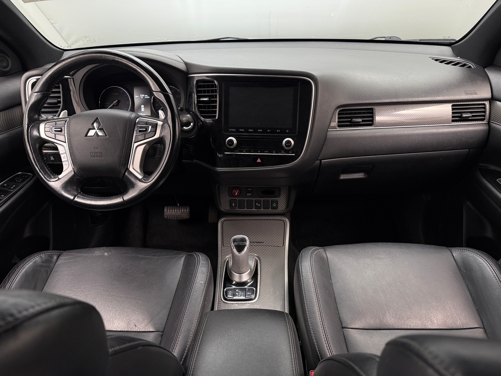 Thumbnail: 2022 Mitsubishi Outlander - 2