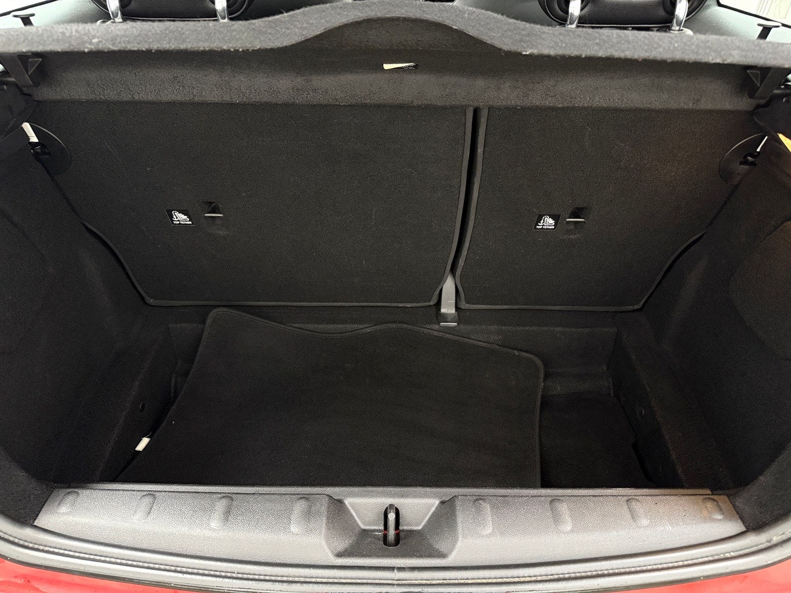 Thumbnail: 2016 MINI Cooper Hardtop - 4