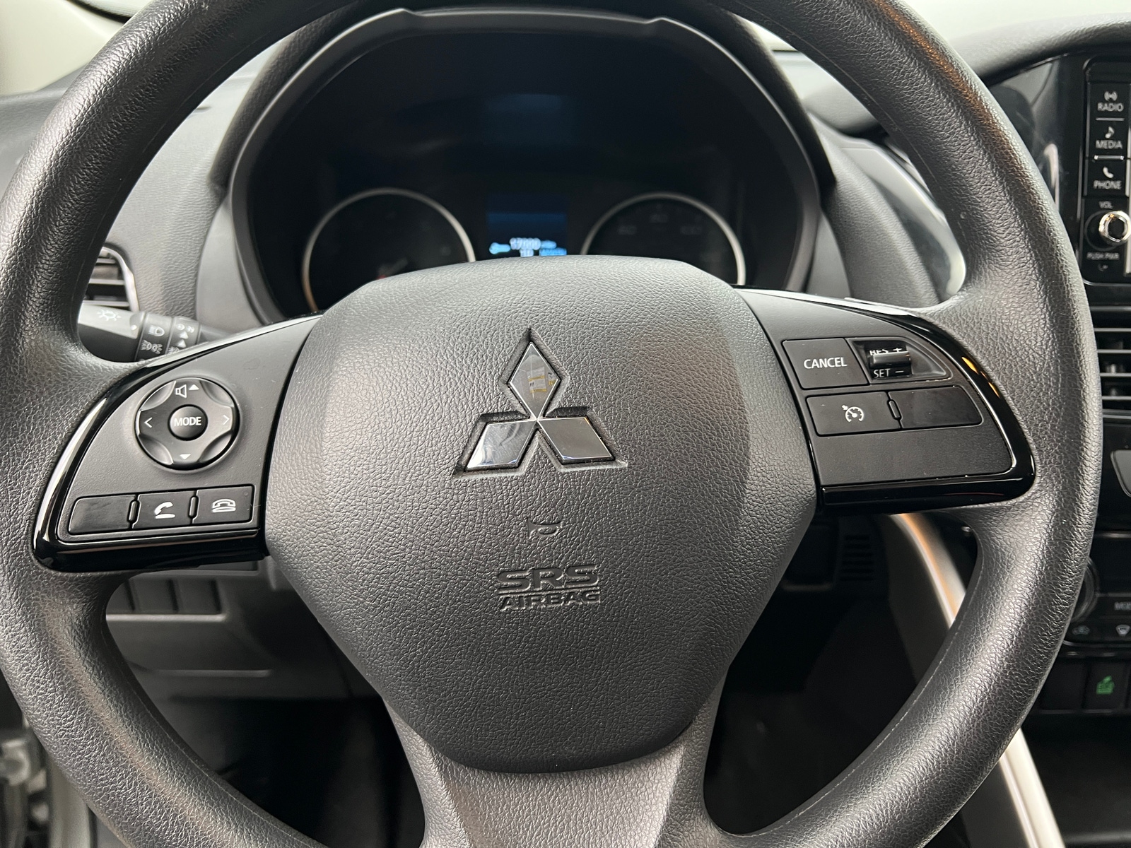 Thumbnail: 2024 Mitsubishi Eclipse Cross - 5