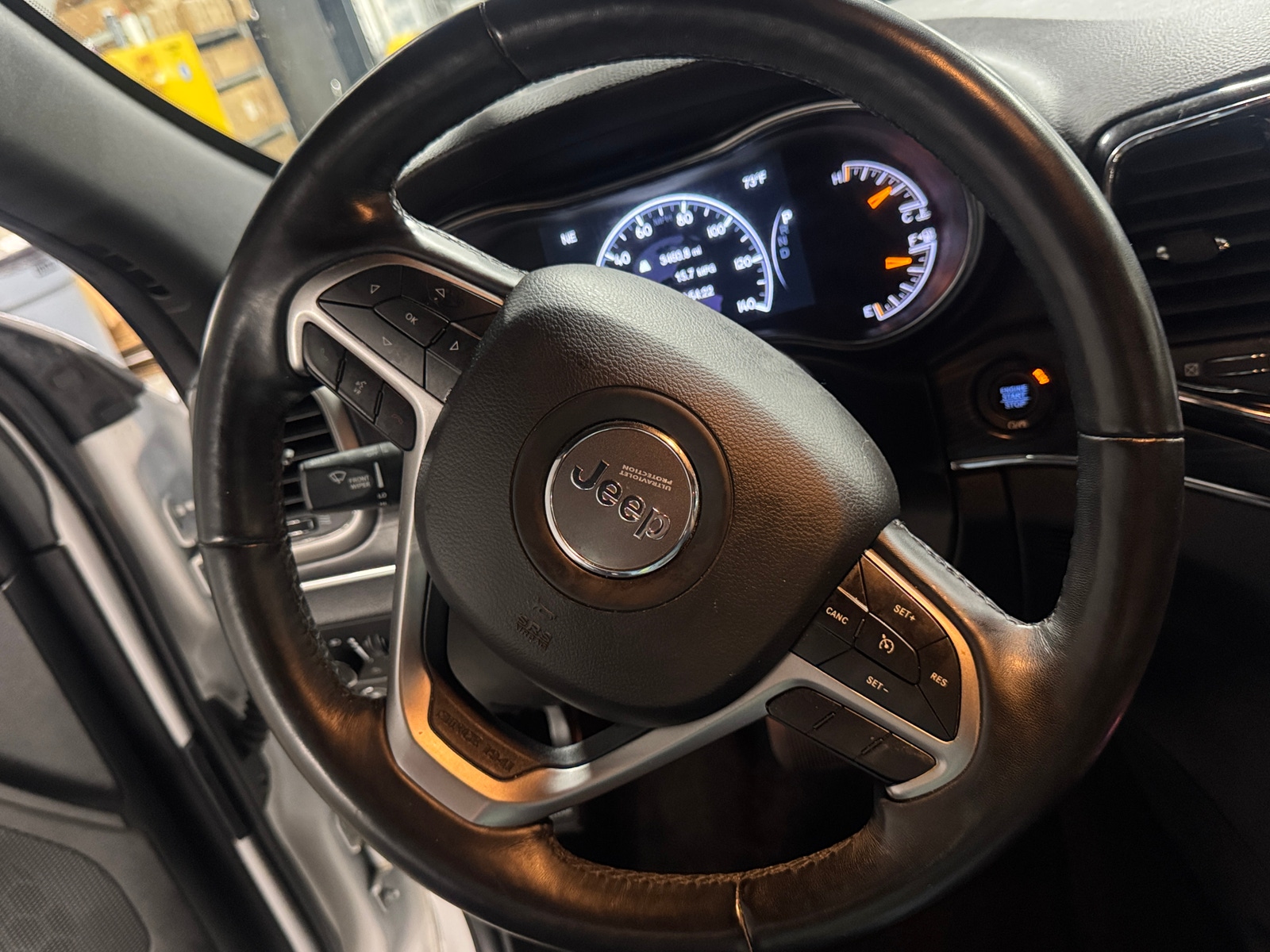 Thumbnail: 2021 Jeep Grand Cherokee - 4