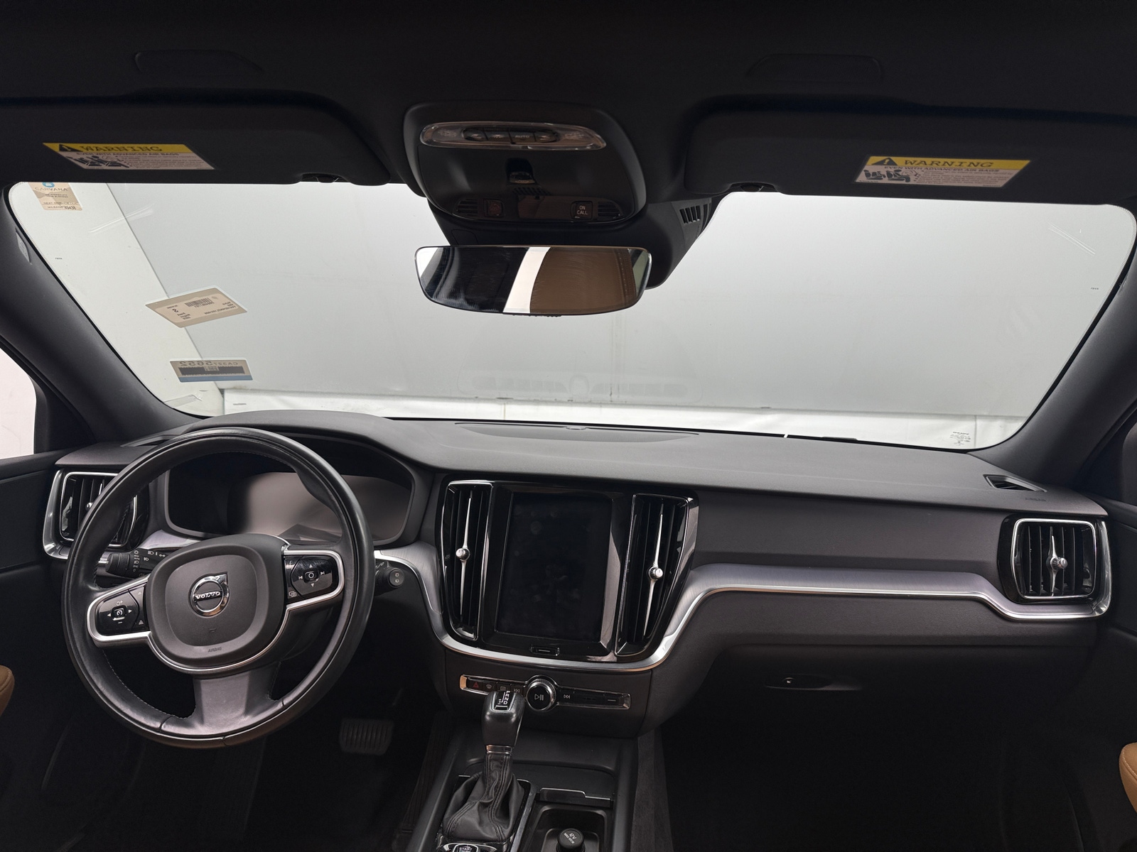 Thumbnail: 2020 Volvo V60 - 2