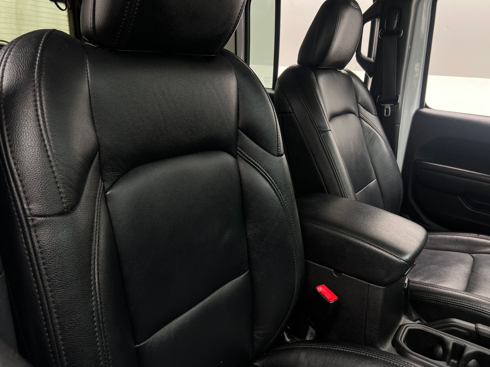 Thumbnail: 2020 Jeep Wrangler - 2