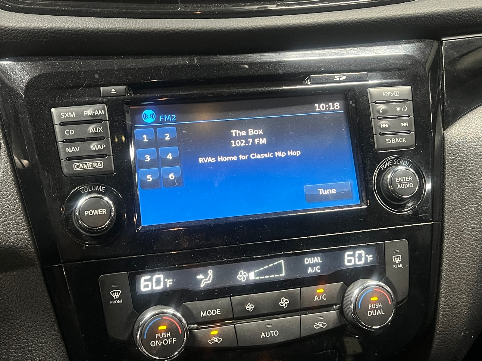 Thumbnail: 2018 Nissan Rogue Sport - 3