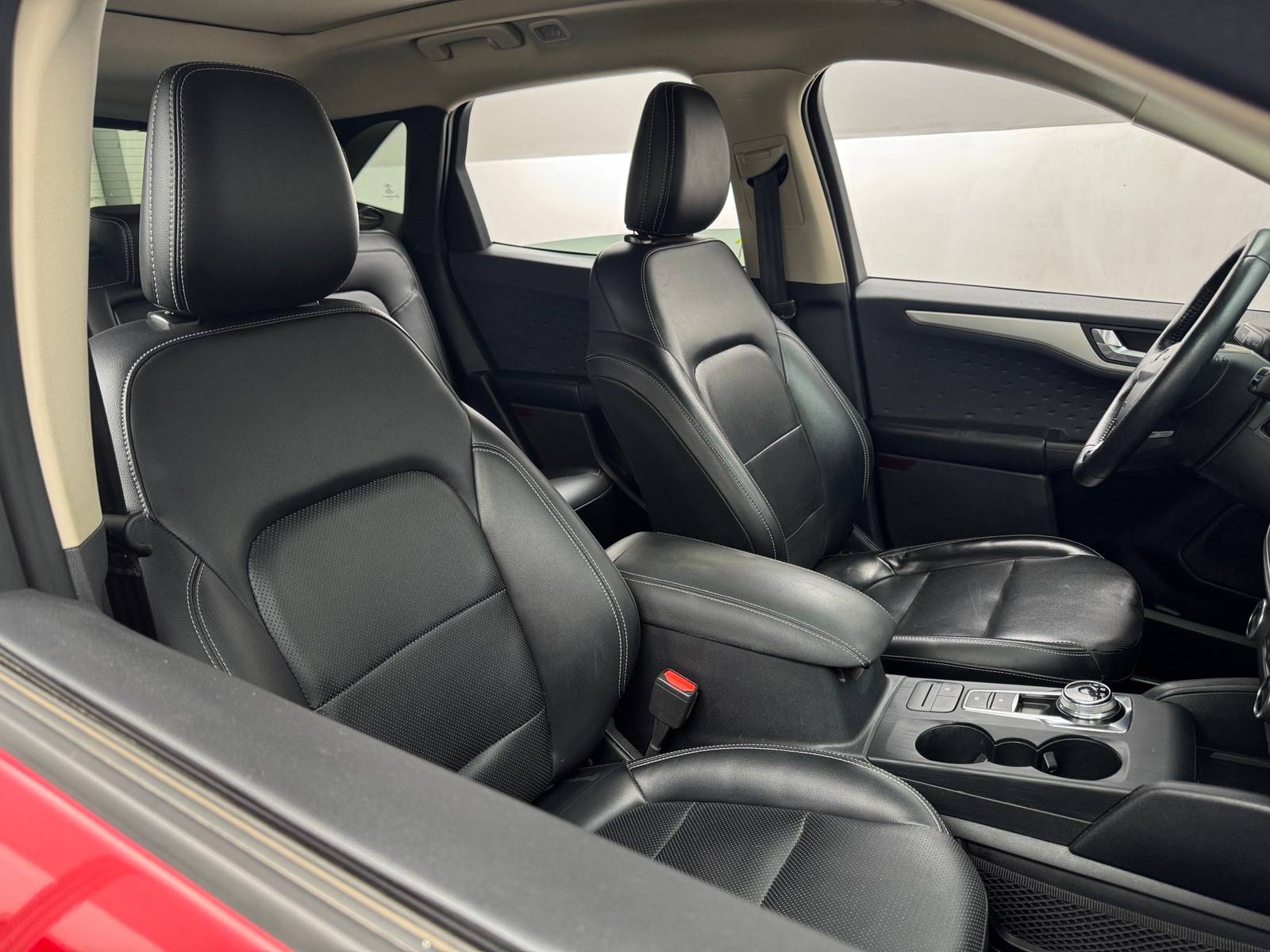 Thumbnail: 2020 Ford Escape - 2