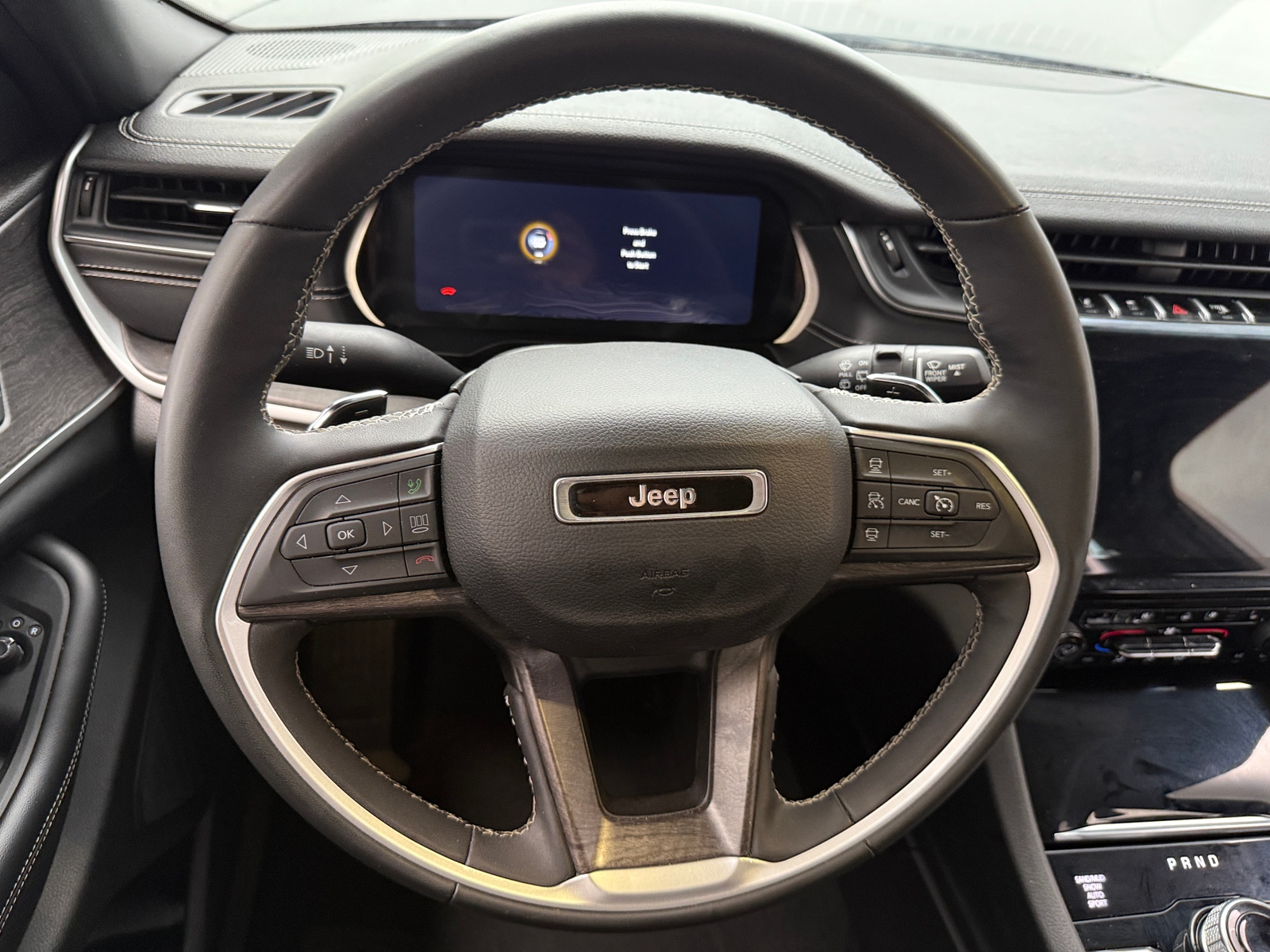 Thumbnail: 2024 Jeep Grand Cherokee L - 4