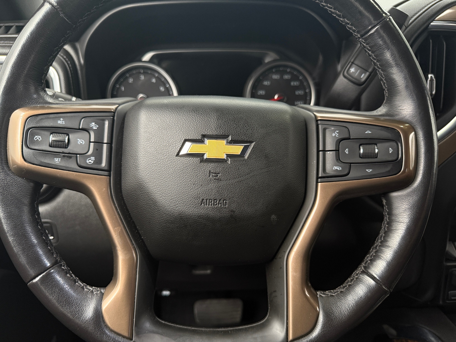 Thumbnail: 2021 Chevrolet Silverado 1500 - 4