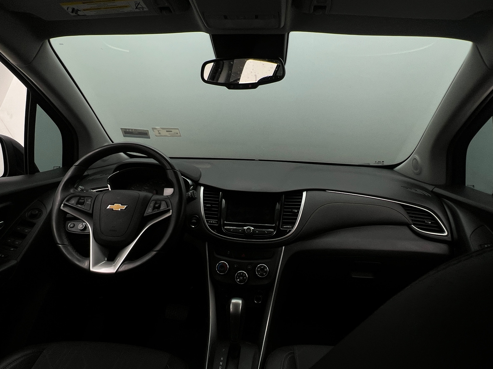 Thumbnail: 2022 Chevrolet Trax - 3