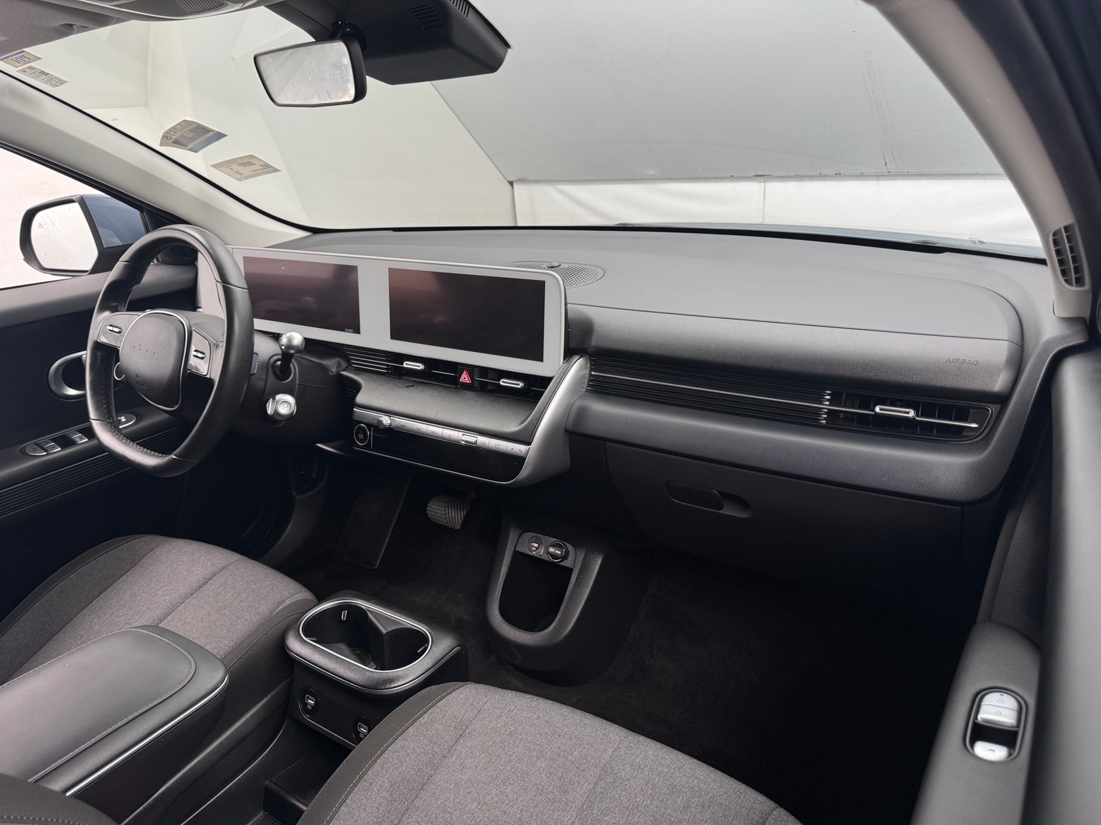 Thumbnail: 2023 Hyundai Ioniq 5 - 3