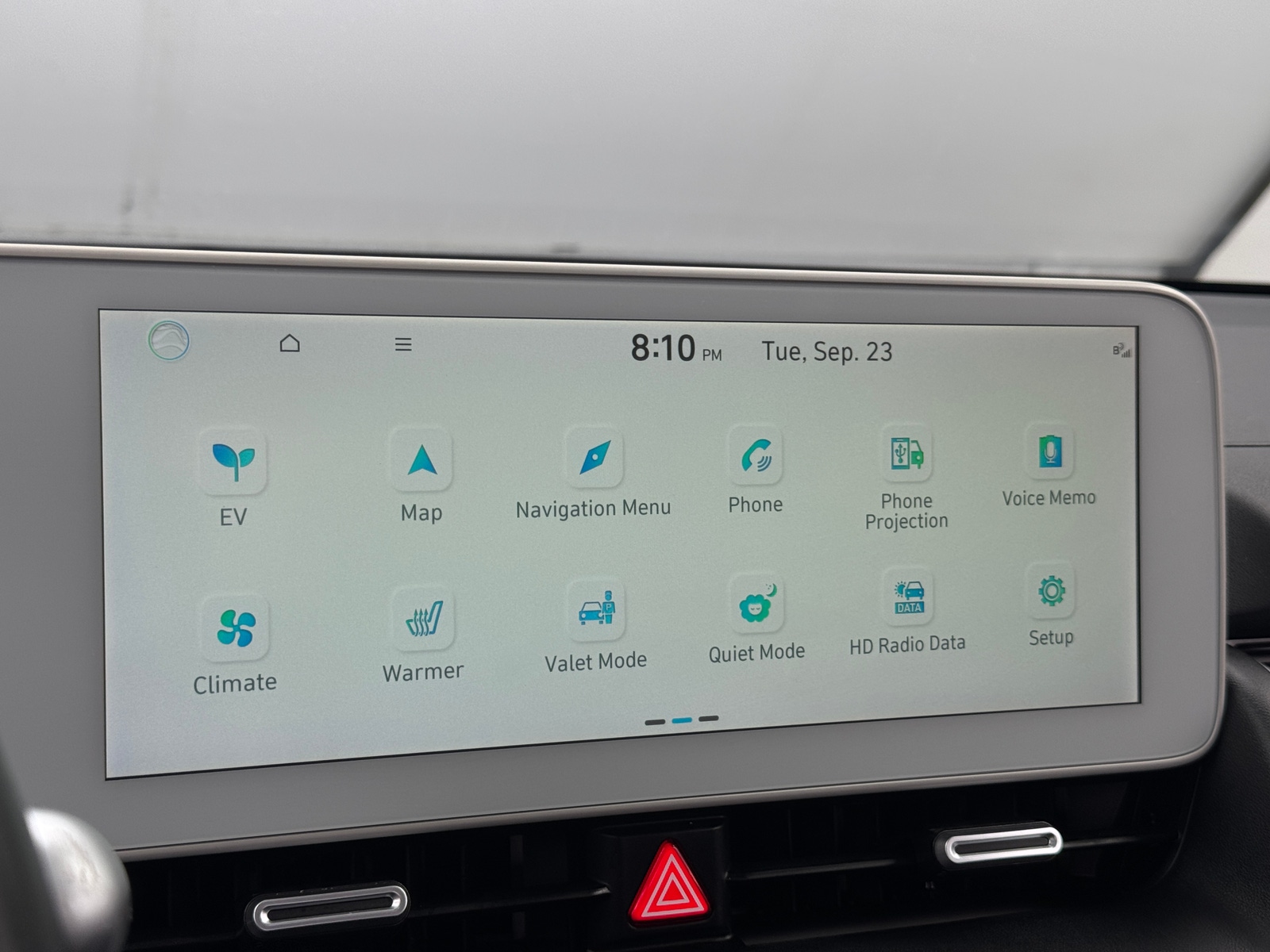 Thumbnail: 2023 Hyundai Ioniq 5 - 4