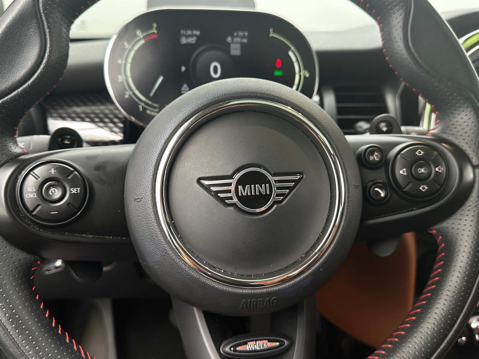 Thumbnail: 2021 MINI Cooper Hardtop - 4