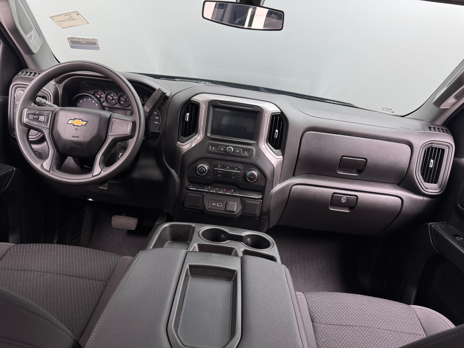 Thumbnail: 2022 Chevrolet Silverado 1500 - 3