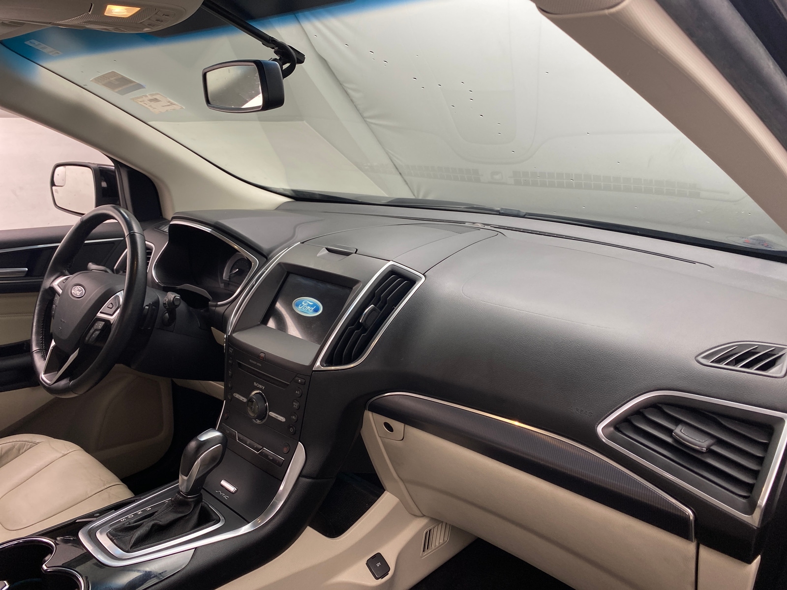 Thumbnail: 2016 Ford Edge - 2