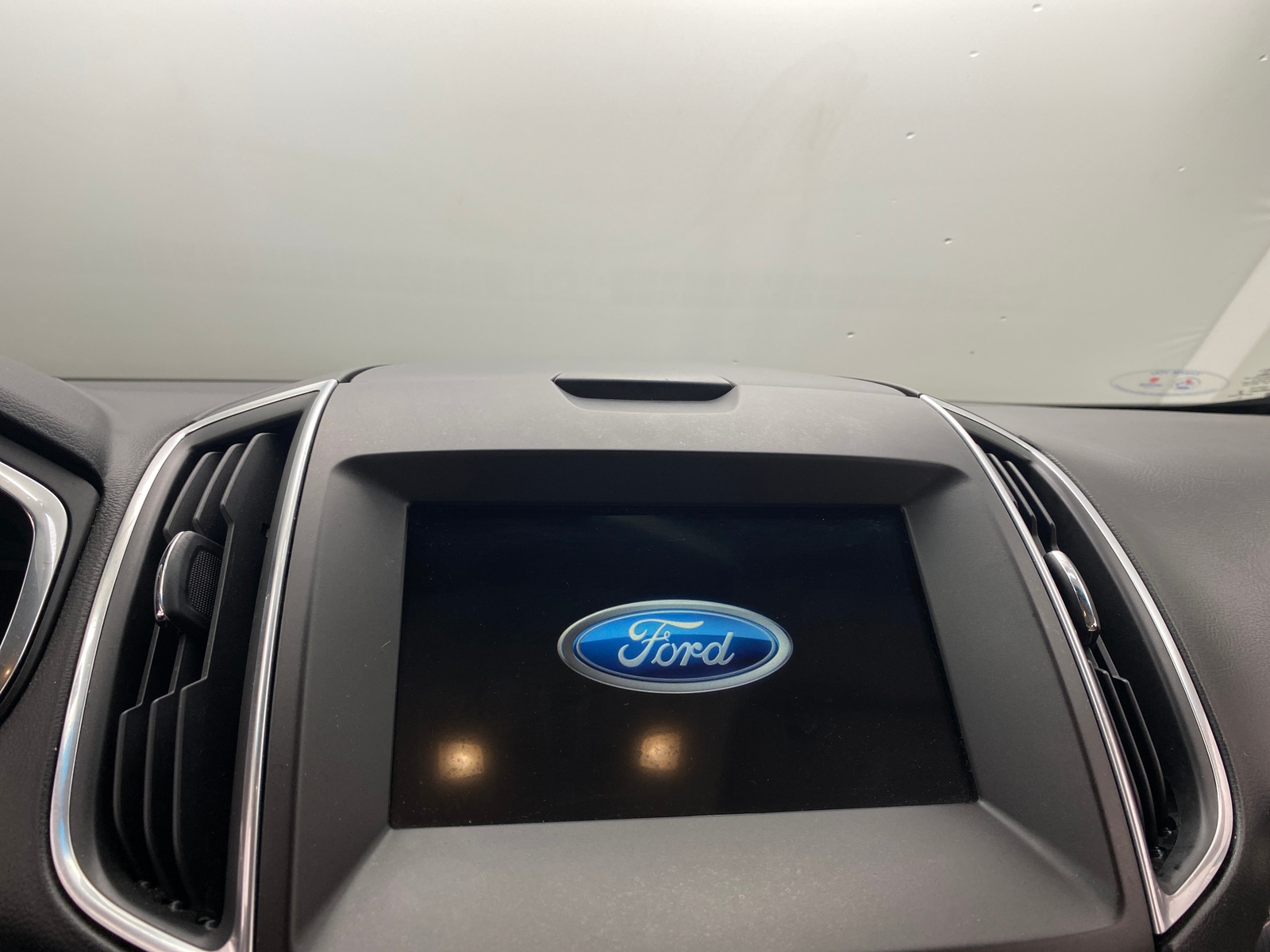 Thumbnail: 2016 Ford Edge - 3