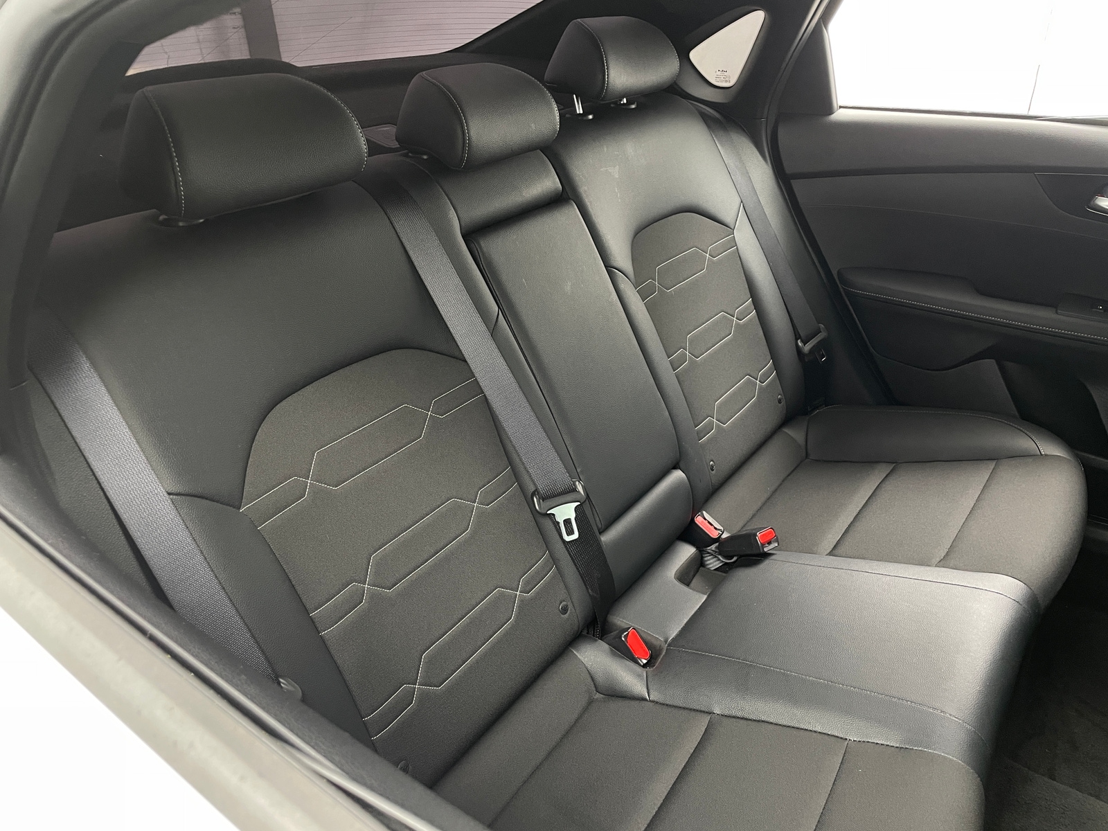 Thumbnail: 2024 Kia Forte - 6