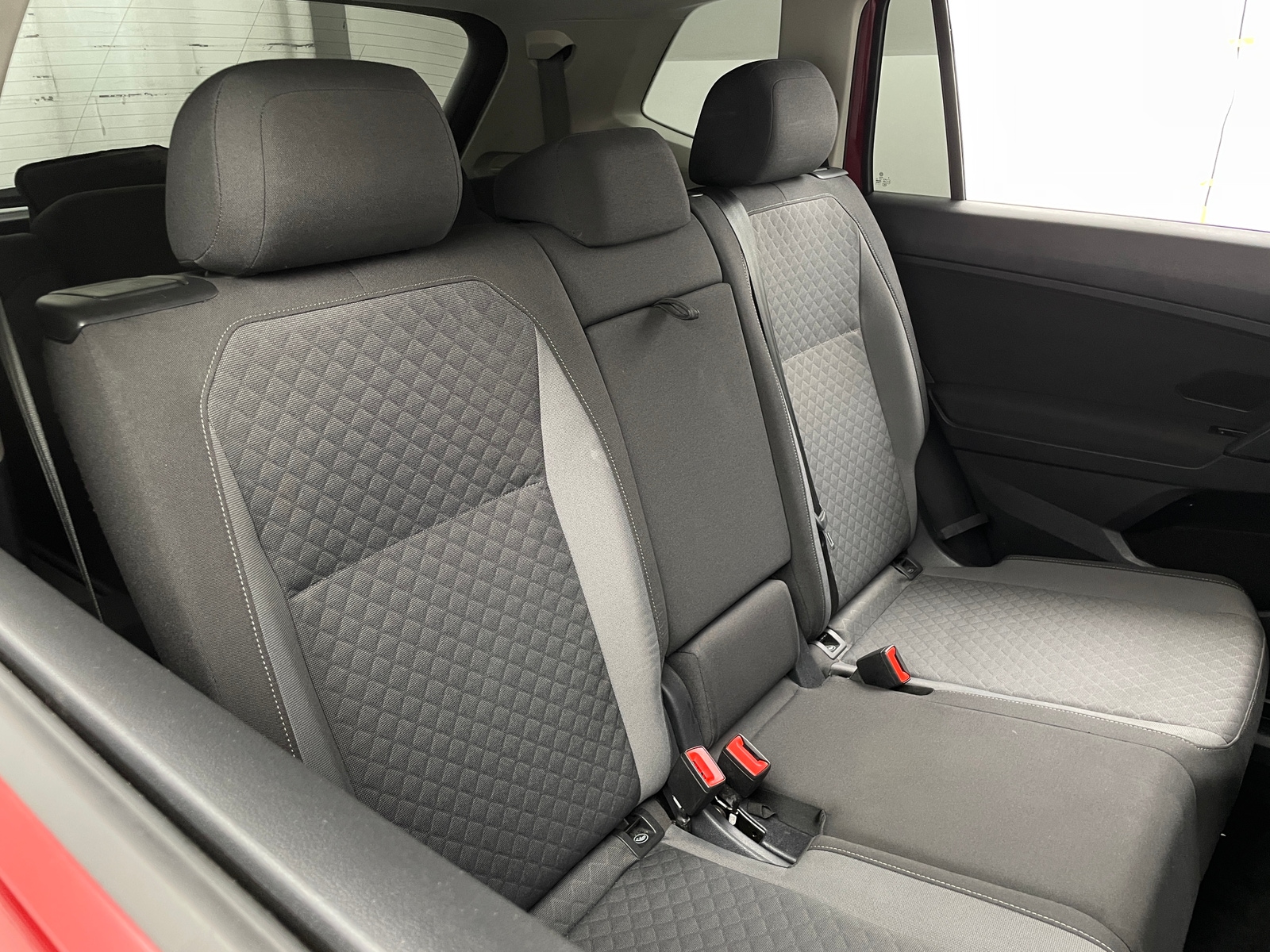 Thumbnail: 2019 Volkswagen Tiguan - 6
