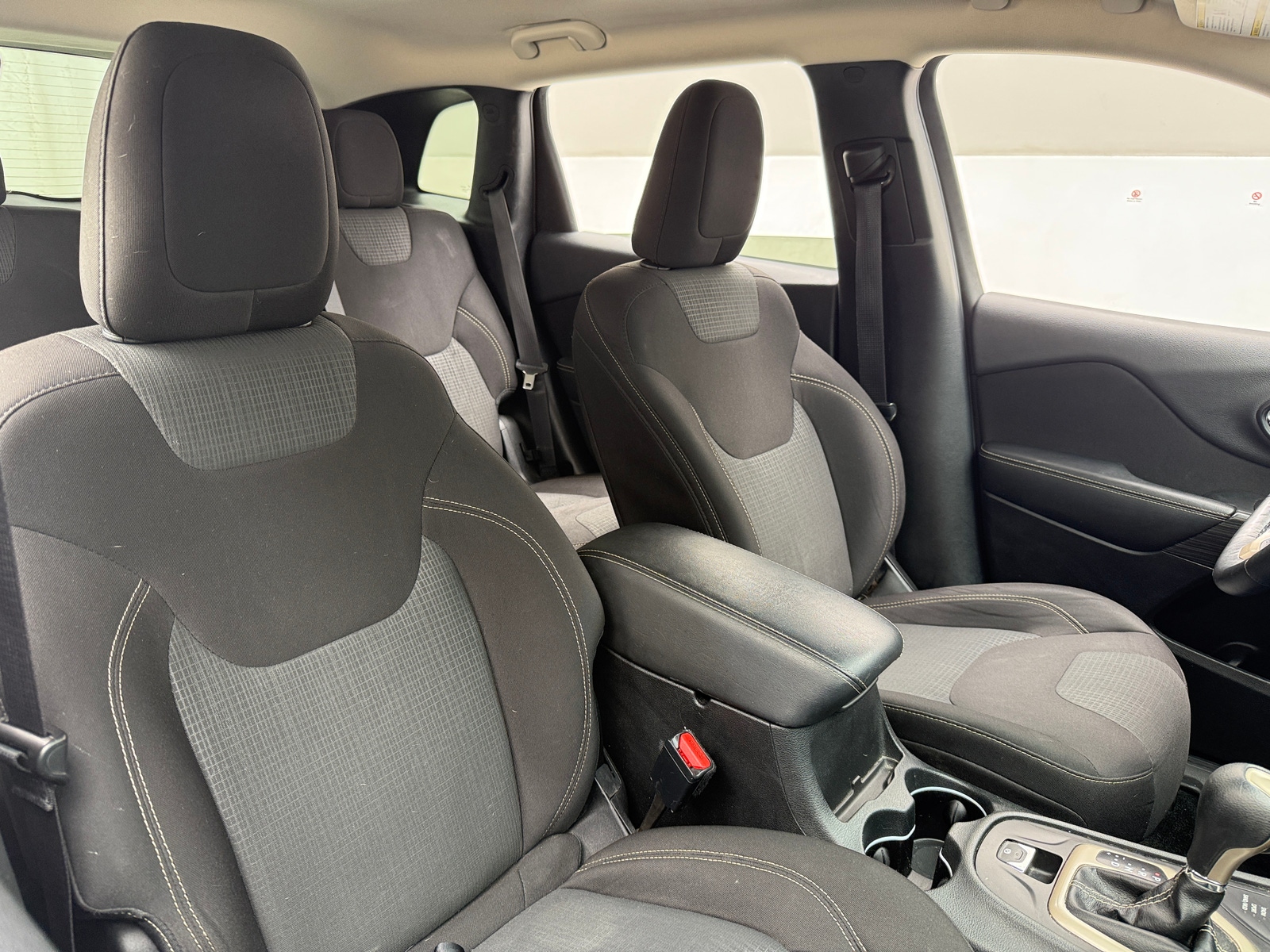 Thumbnail: 2016 Jeep Cherokee - 2
