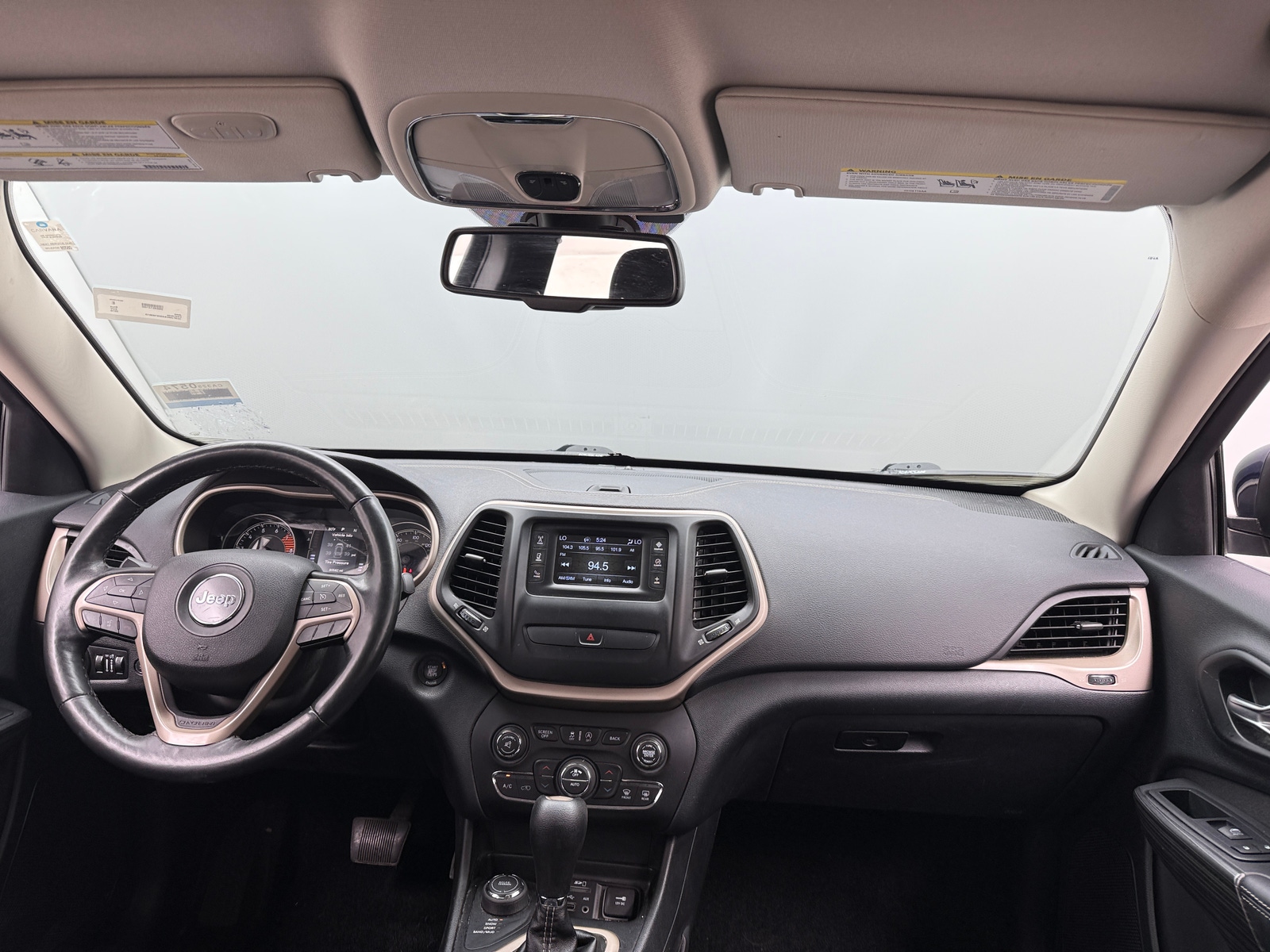 Thumbnail: 2016 Jeep Cherokee - 3
