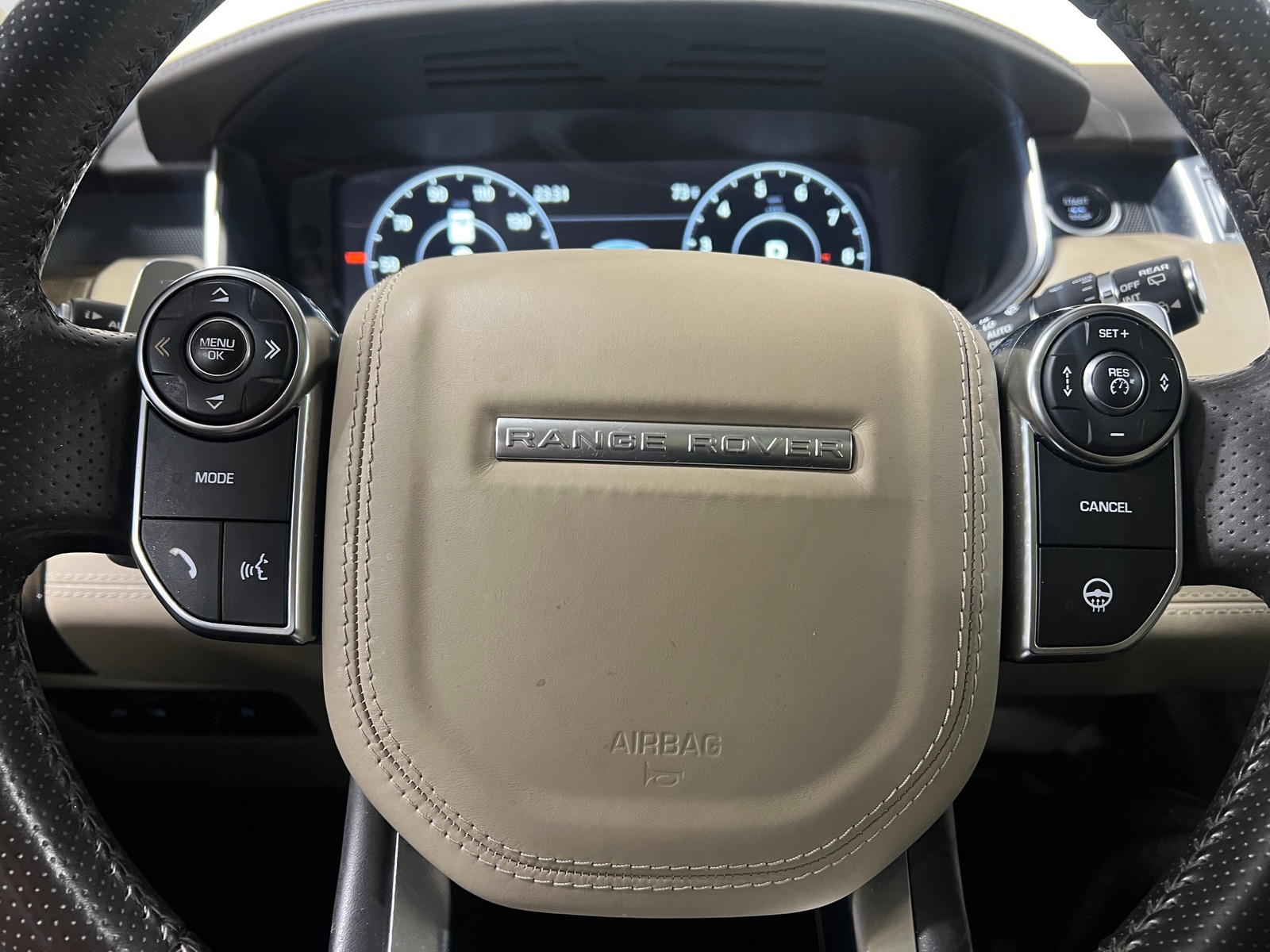 Thumbnail: 2017 Land Rover Range Rover Sport - 4