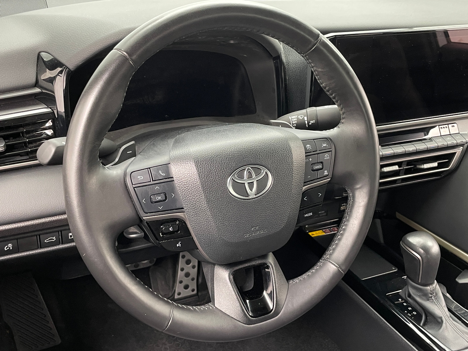 Thumbnail: 2025 Toyota Camry - 4