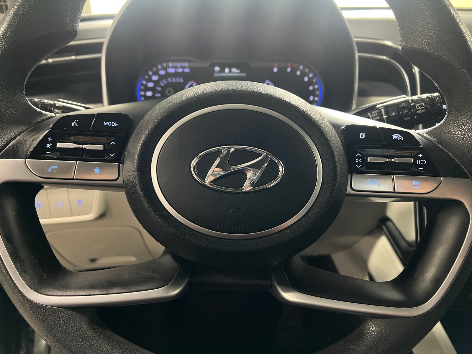 Thumbnail: 2023 Hyundai Tucson - 5
