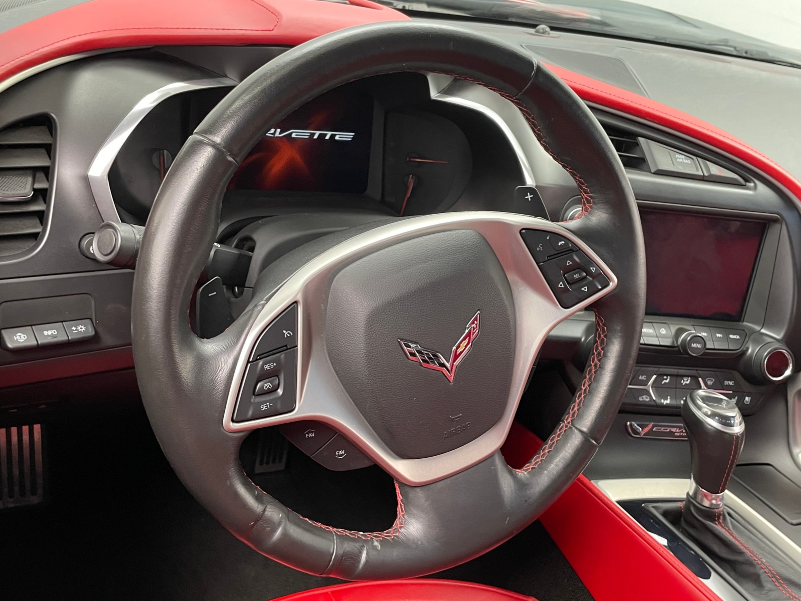Thumbnail: 2015 Chevrolet Corvette - 3
