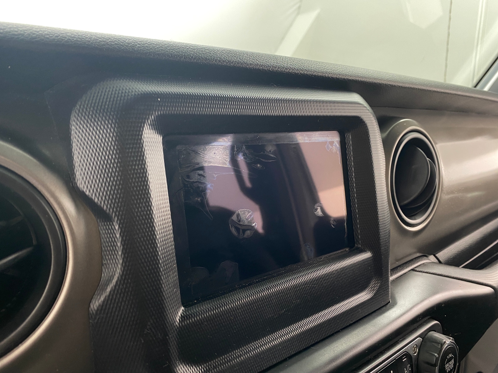 Thumbnail: 2020 Jeep Wrangler - 3