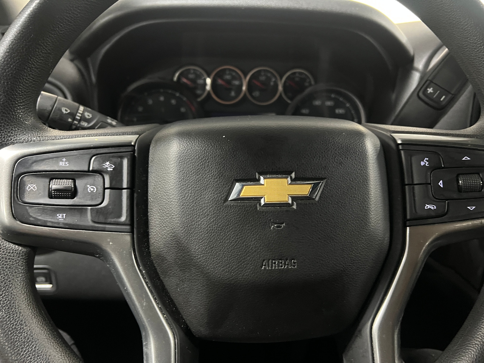 Thumbnail: 2021 Chevrolet Silverado 1500 - 5