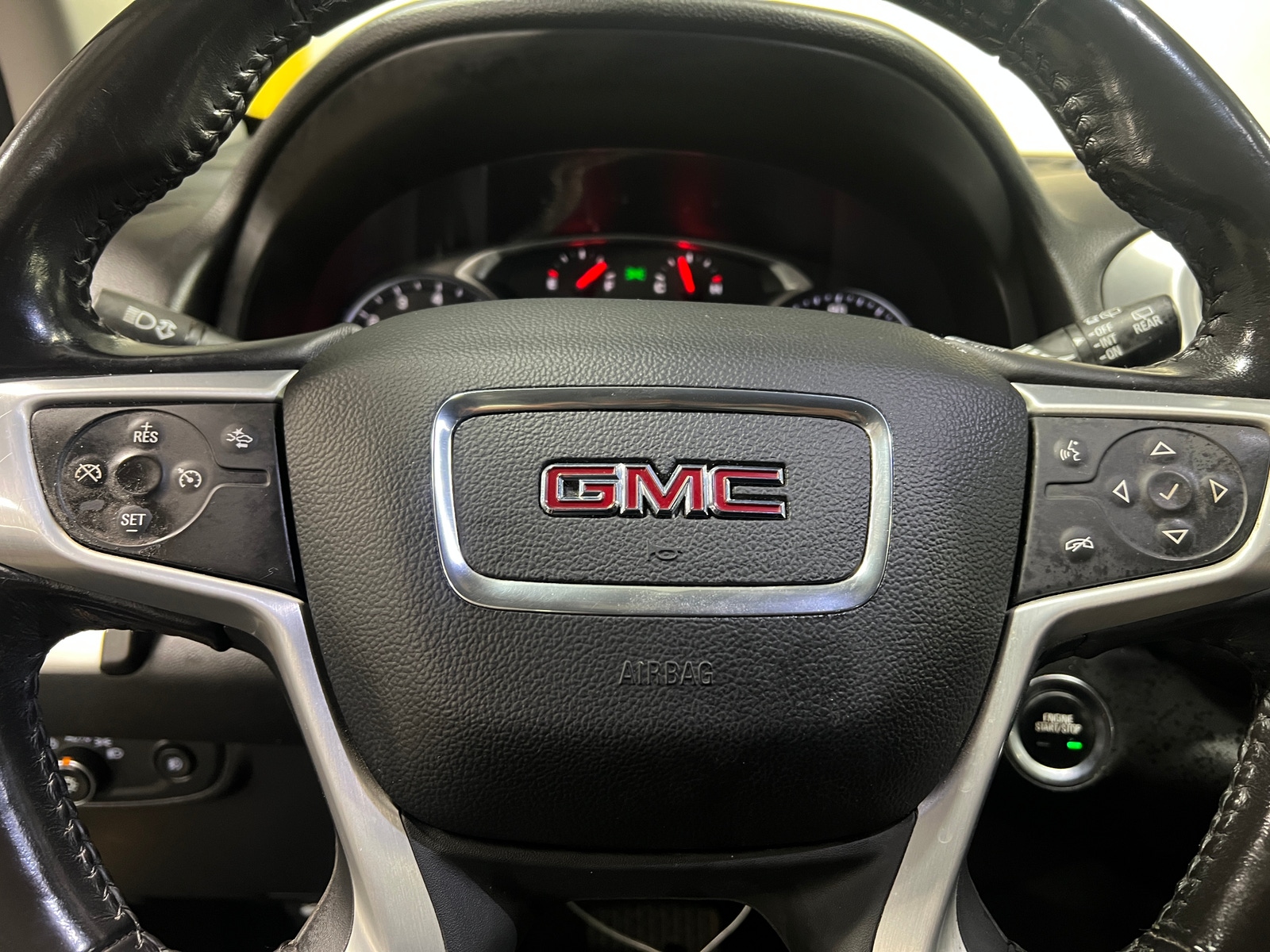 Thumbnail: 2020 GMC Terrain - 4