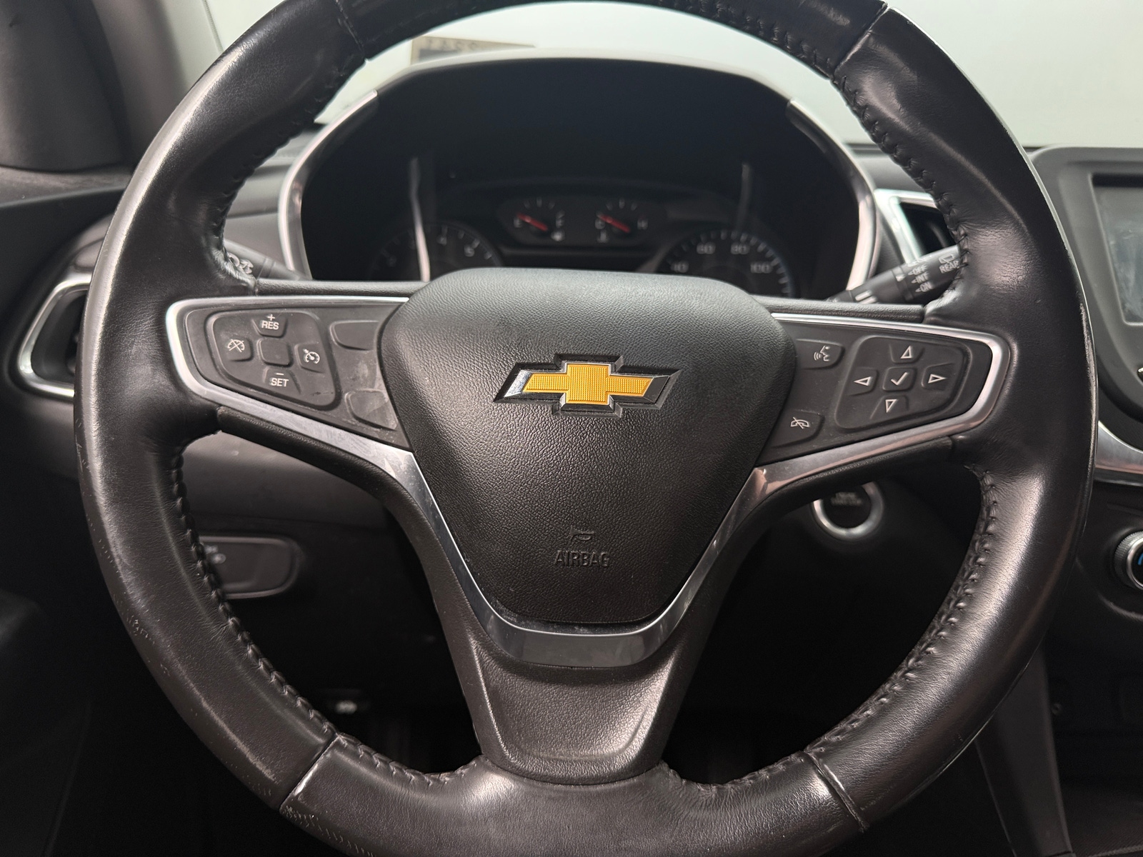 Thumbnail: 2018 Chevrolet Equinox - 5