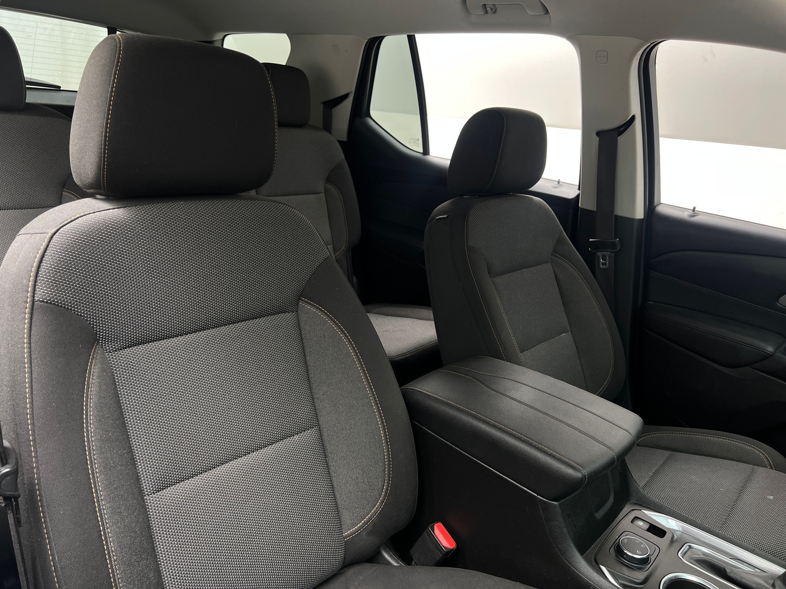 Thumbnail: 2021 Chevrolet Traverse - 2