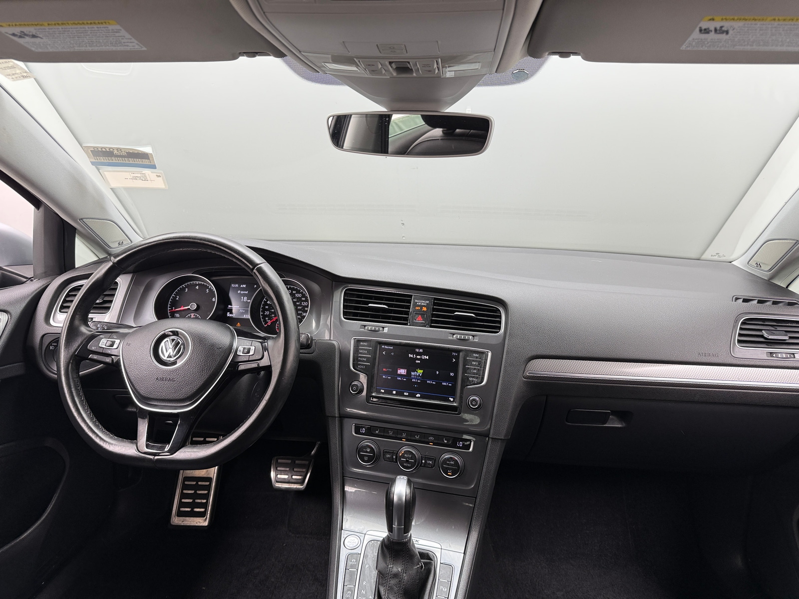 Thumbnail: 2017 Volkswagen Golf - 2