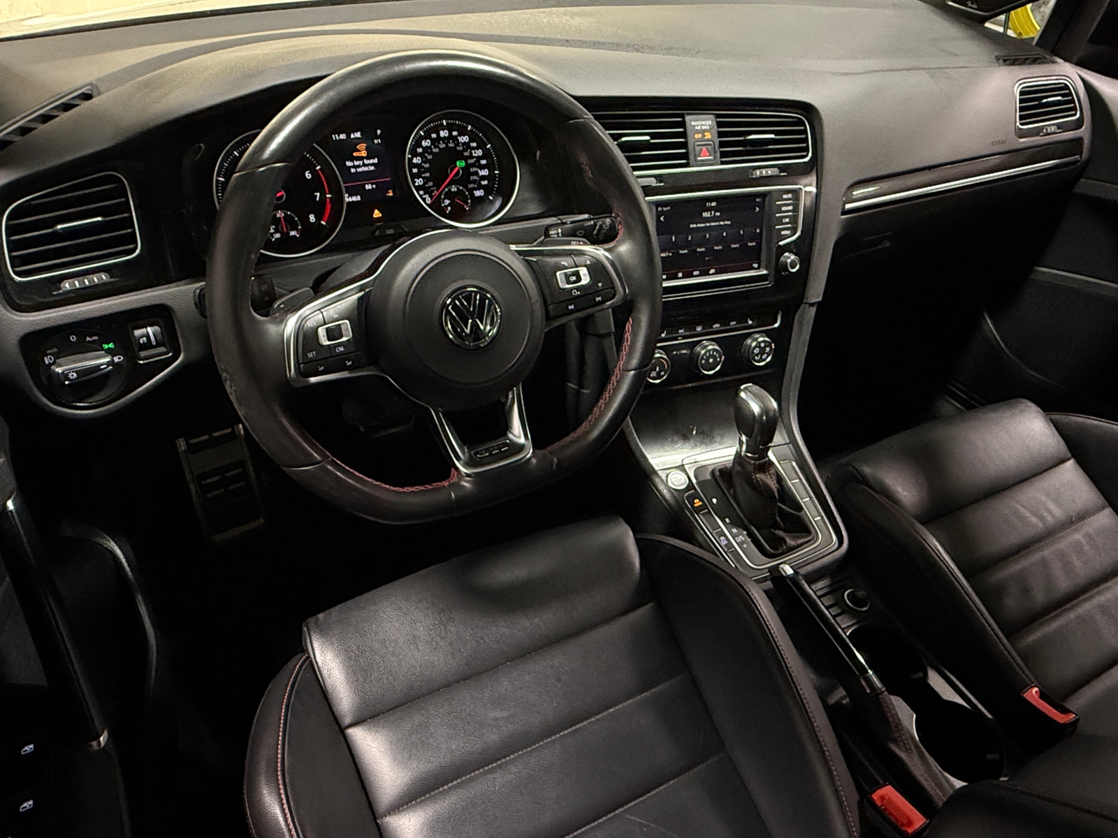 Thumbnail: 2017 Volkswagen Golf - 3