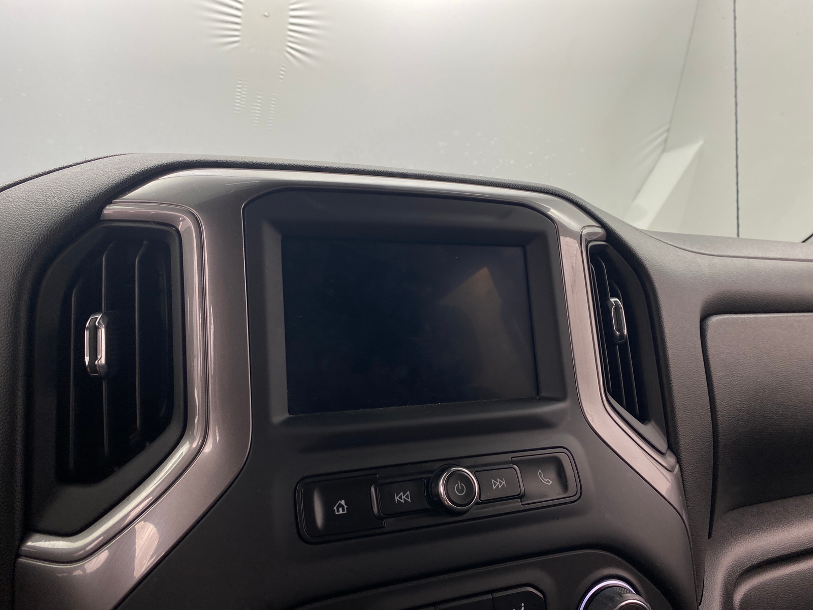 Thumbnail: 2022 Chevrolet Silverado 1500 - 4