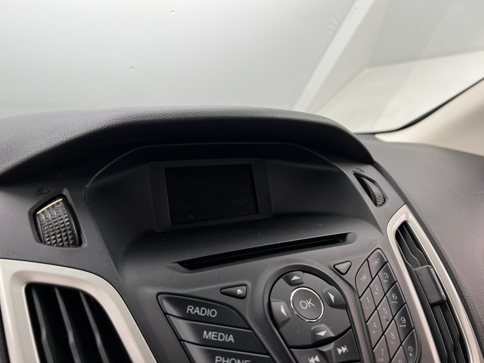 Thumbnail: 2013 Ford Focus - 4
