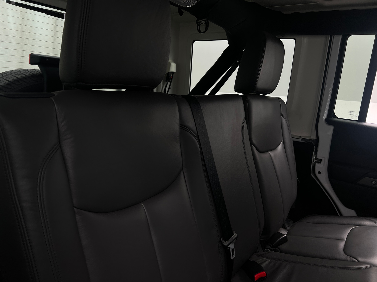Thumbnail: 2017 Jeep Wrangler - 6