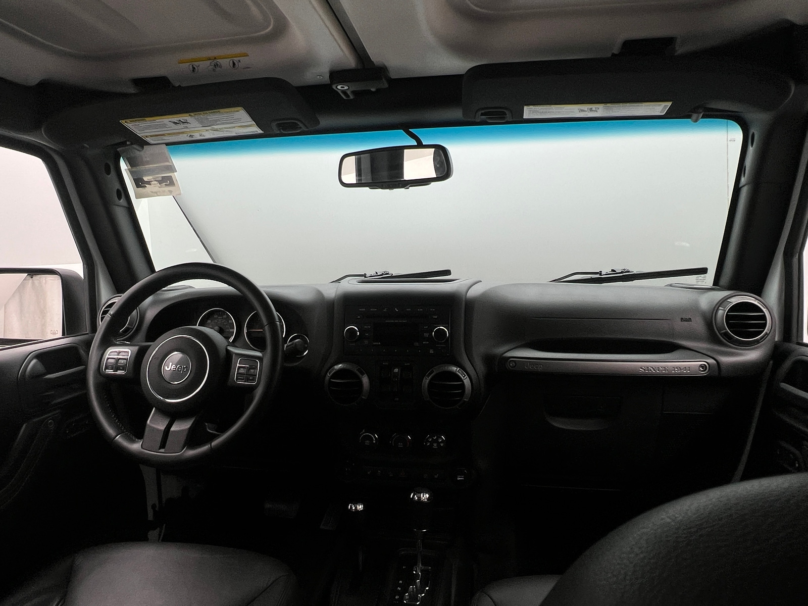 Thumbnail: 2017 Jeep Wrangler - 3