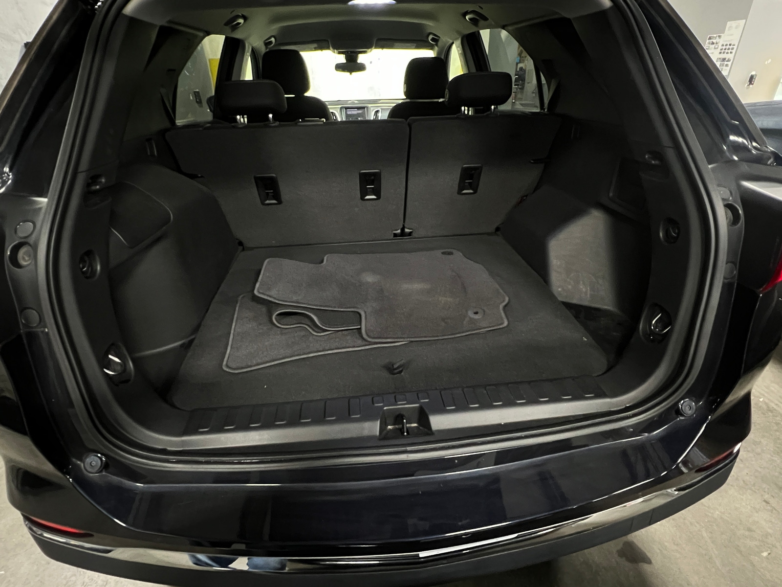 Thumbnail: 2020 Chevrolet Equinox - 7