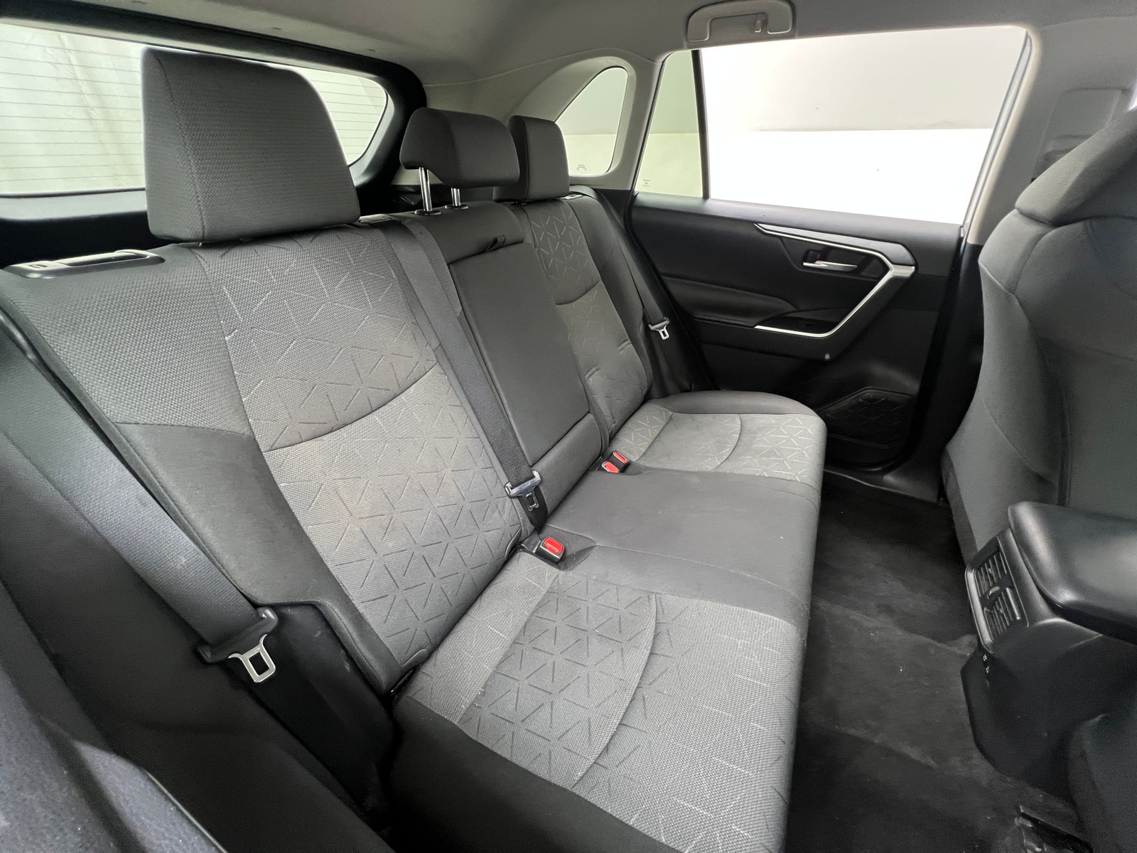 Thumbnail: 2021 Toyota RAV4 - 6