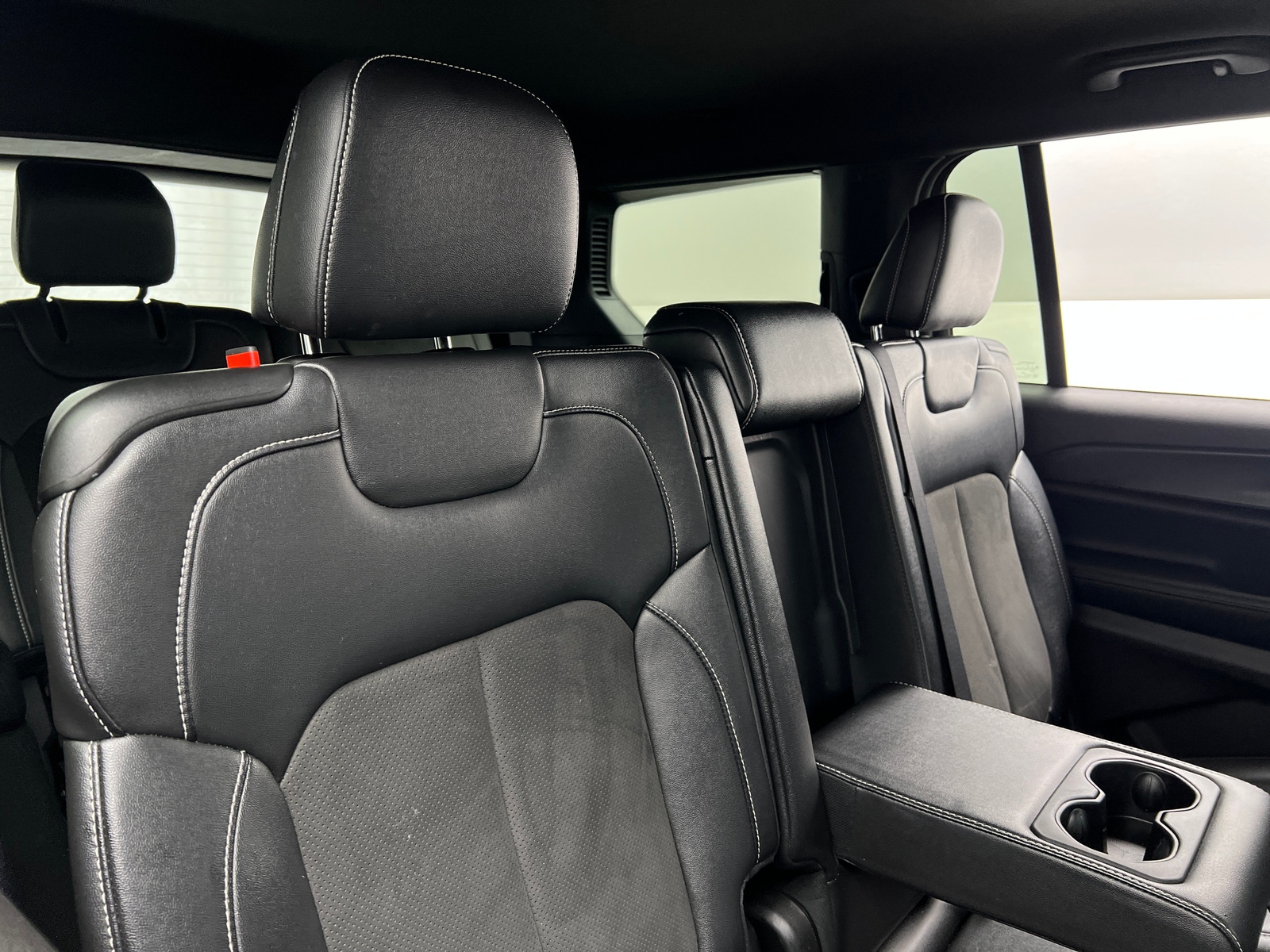 Thumbnail: 2024 Jeep Grand Cherokee L - 6