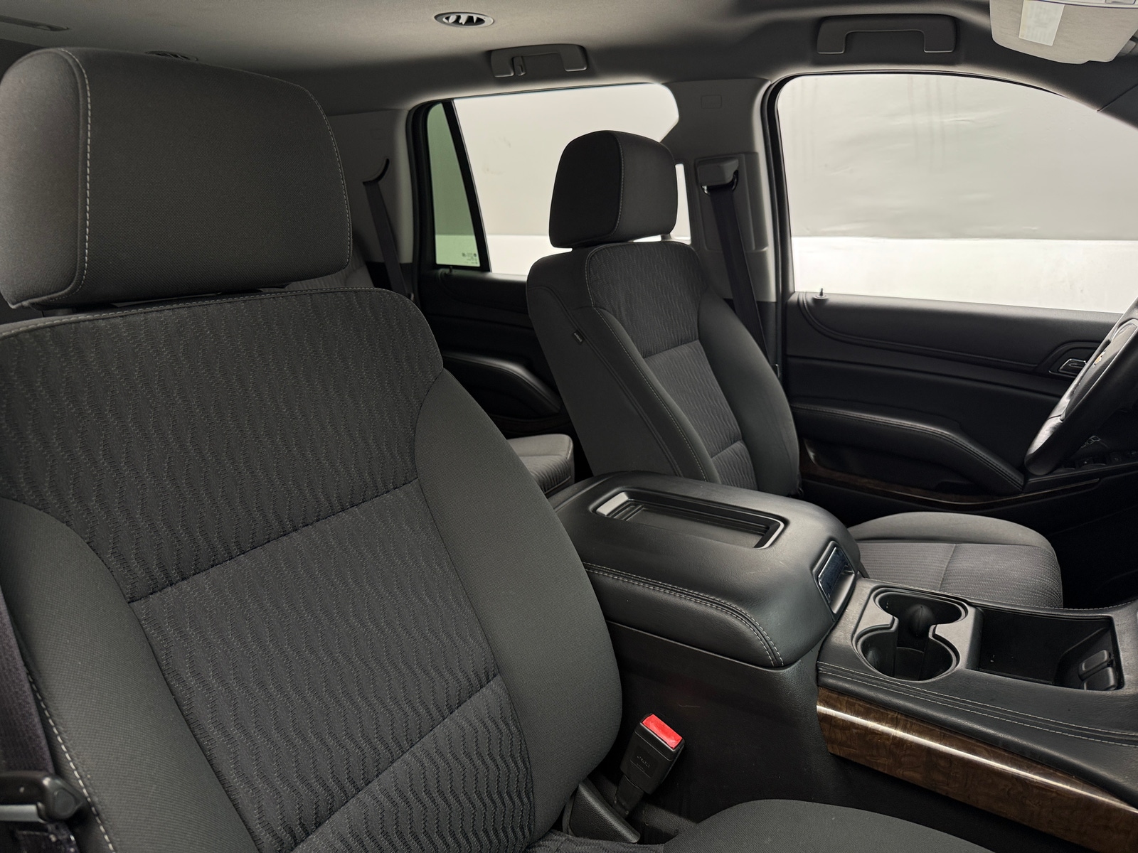 Thumbnail: 2016 Chevrolet Tahoe - 2