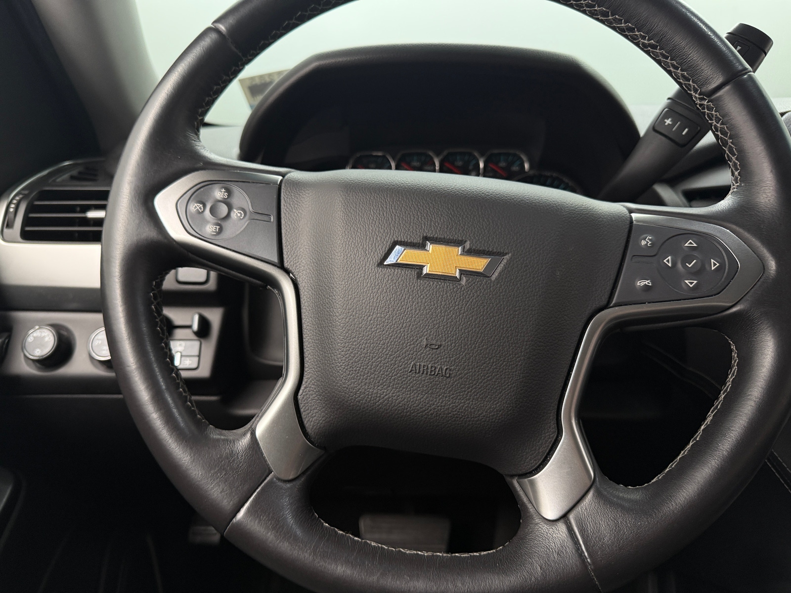 Thumbnail: 2016 Chevrolet Tahoe - 5
