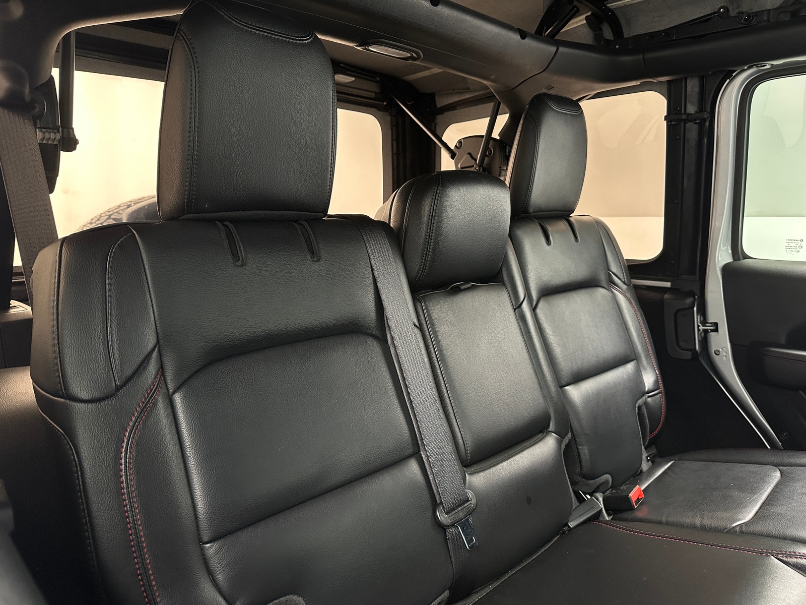 Thumbnail: 2022 Jeep Wrangler - 5