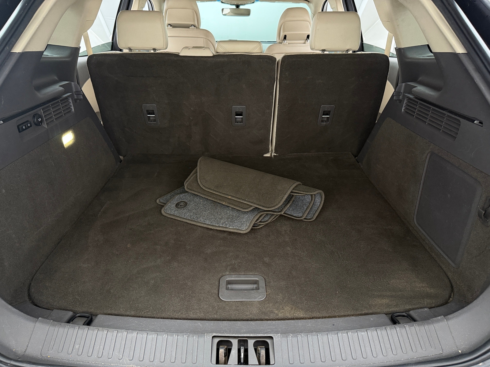 Thumbnail: 2019 Lincoln Nautilus - 6