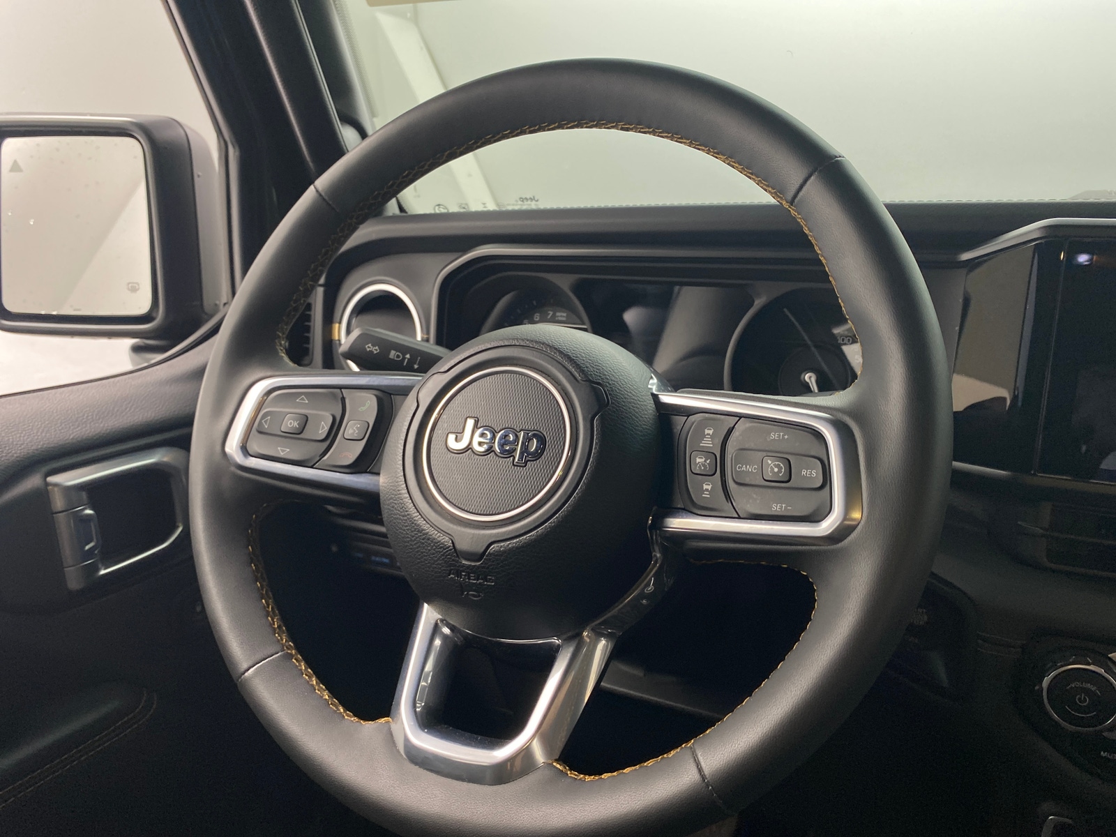 Thumbnail: 2024 Jeep Wrangler - 5