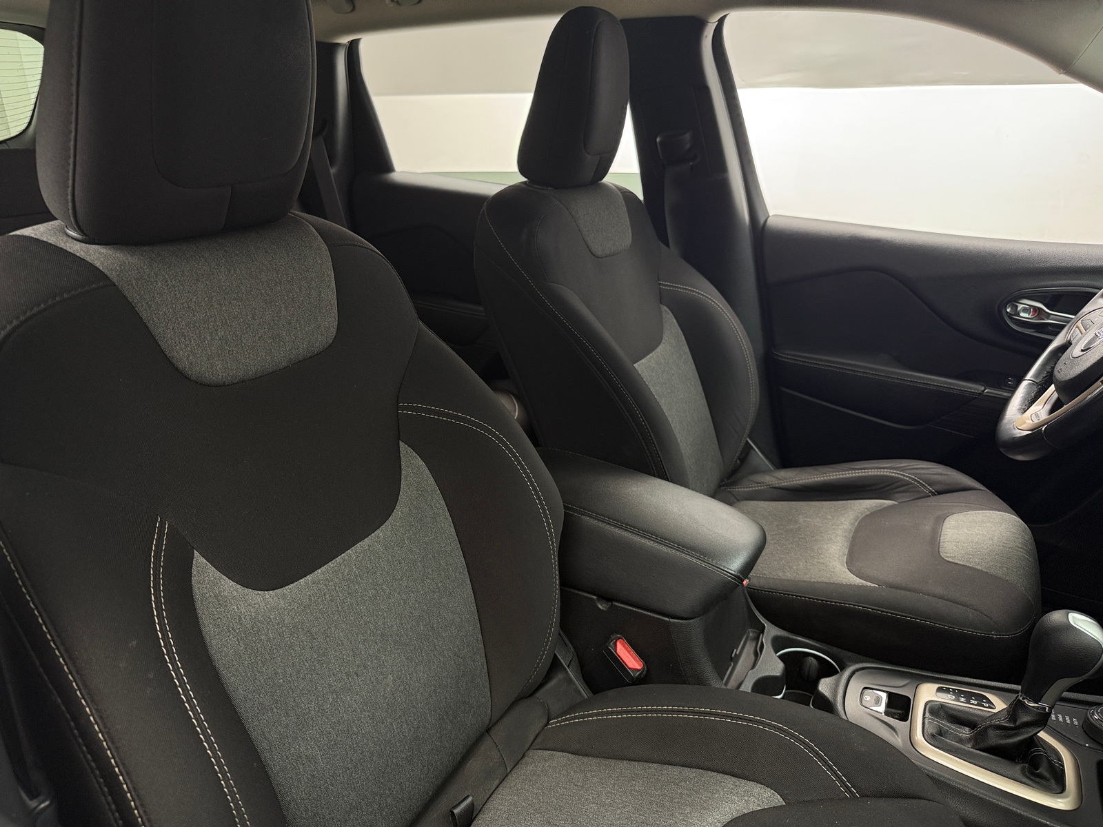 Thumbnail: 2014 Jeep Cherokee - 2